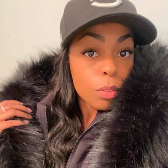 dee_gall